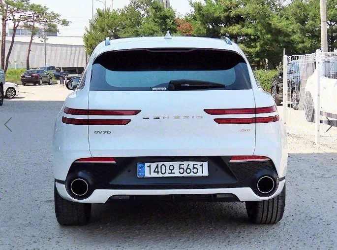 Genesis GV70