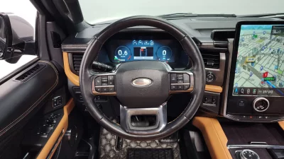 Ford EXPEDITION