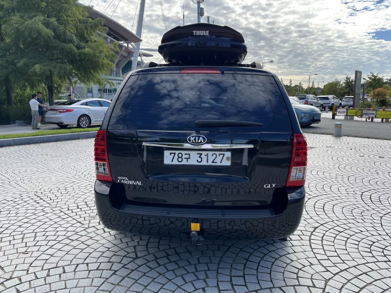 Kia Carnival