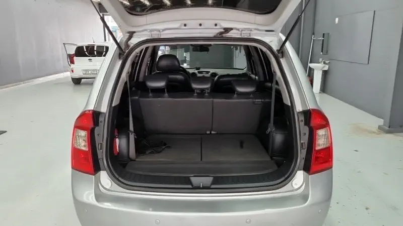 Kia Carens