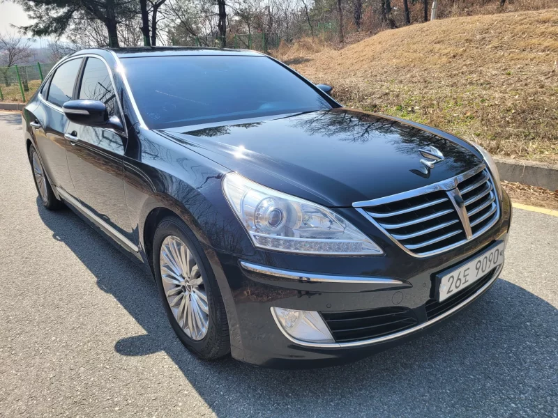 Hyundai Equus