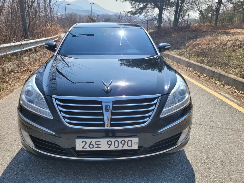 Hyundai Equus