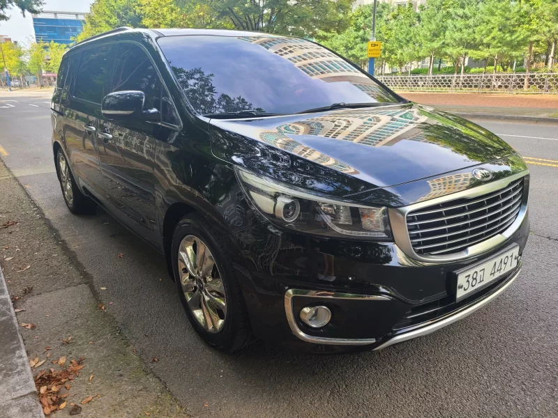 Kia Carnival