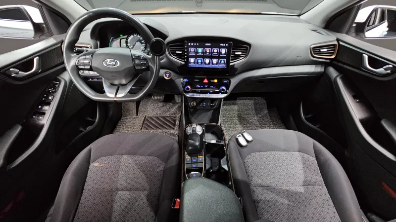 Hyundai Ioniq