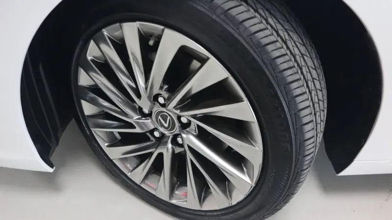 Lexus ES300h