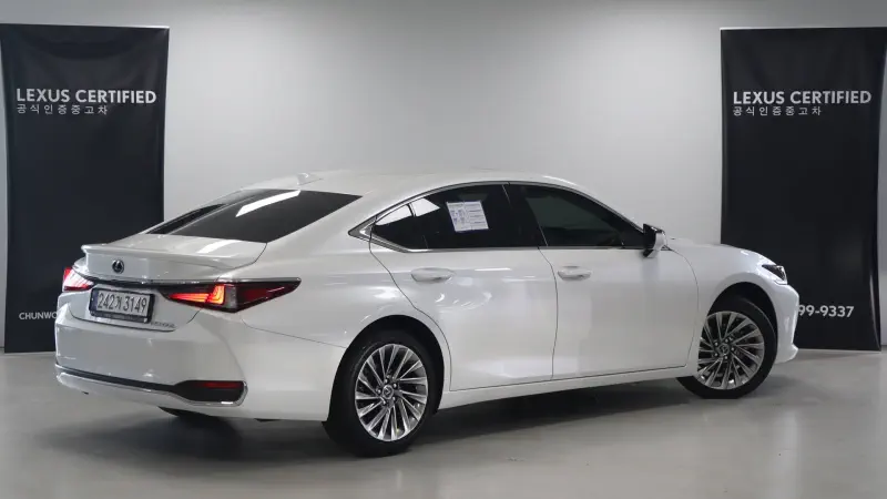 Lexus ES300h