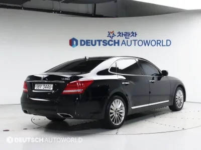 Hyundai Equus
