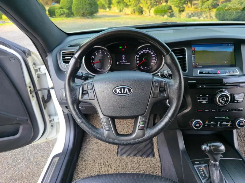 Kia K7