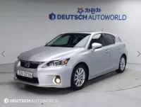 Lexus CT200h