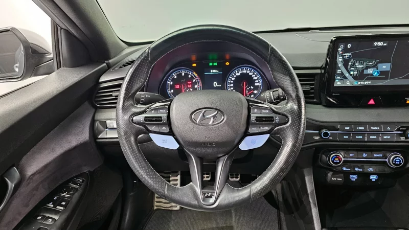 Hyundai Veloster