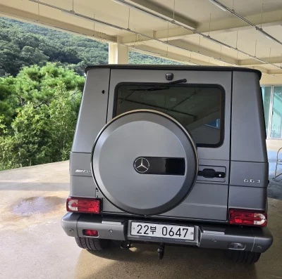 Mercedes-Benz G-Class