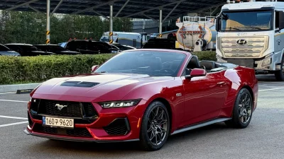 Ford MUSTANG
