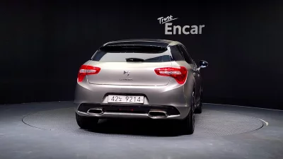 Citroen DS5