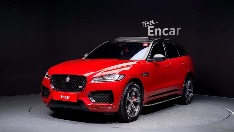 Jaguar F-PACE