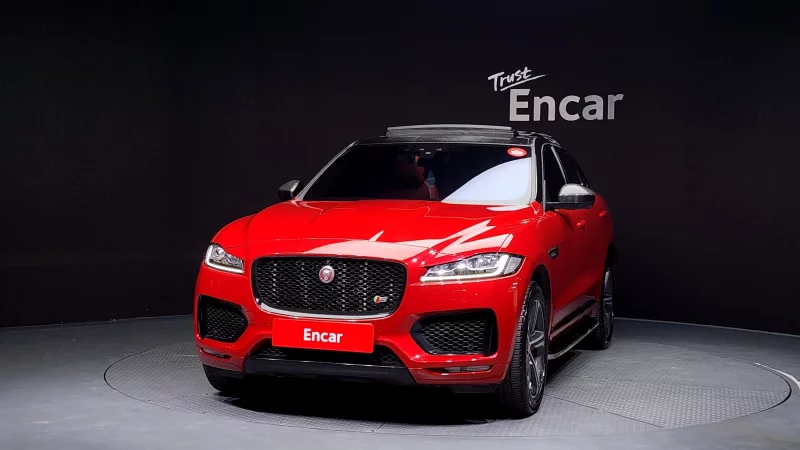 Jaguar F-PACE
