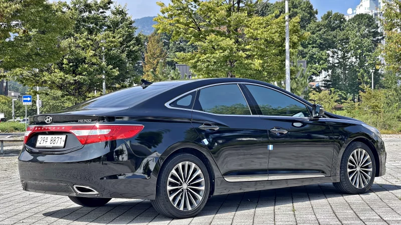 Hyundai Grandeur