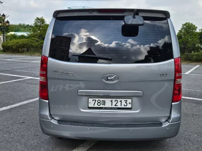 Hyundai Starex