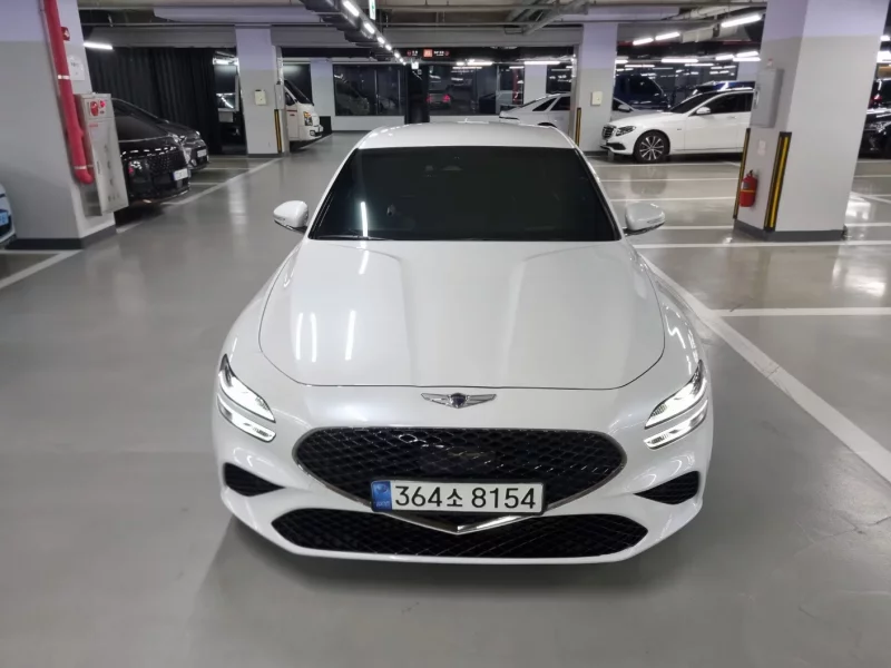 Genesis G70