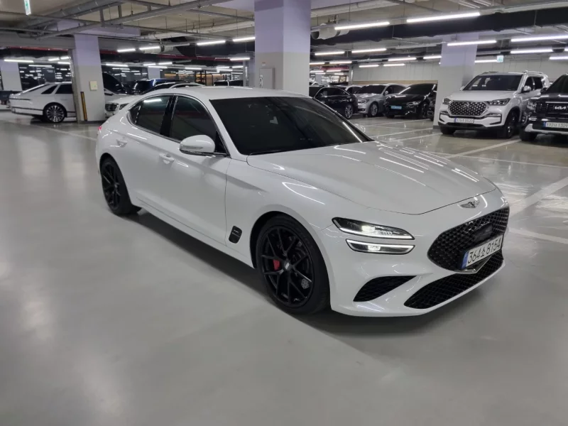 Genesis G70