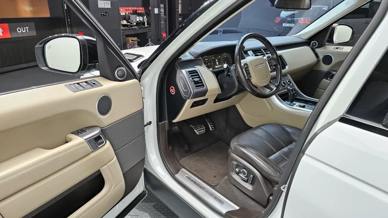 Land Rover RANGE ROVER SPORT