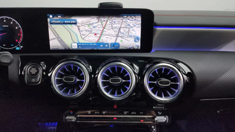 Mercedes-Benz CLA-Class