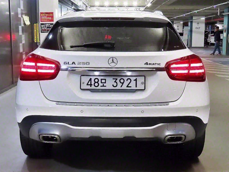 Mercedes-Benz GLA-Class