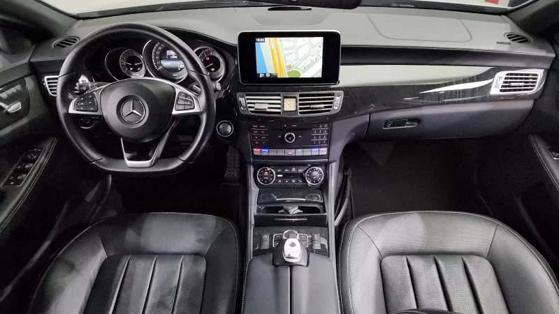 Mercedes-Benz CLS-Class