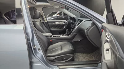 Infiniti Q50