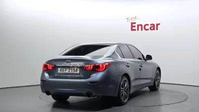 Infiniti Q50