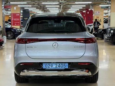 Mercedes-Benz EQS