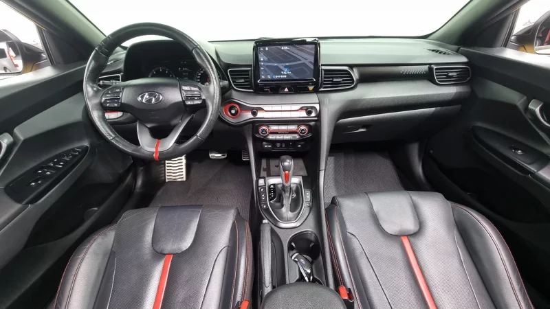 Hyundai Veloster