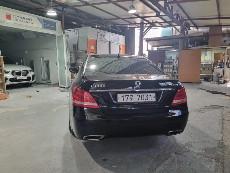 Hyundai Equus