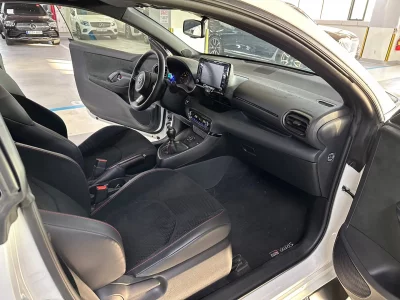 Toyota Yaris(Vitz)