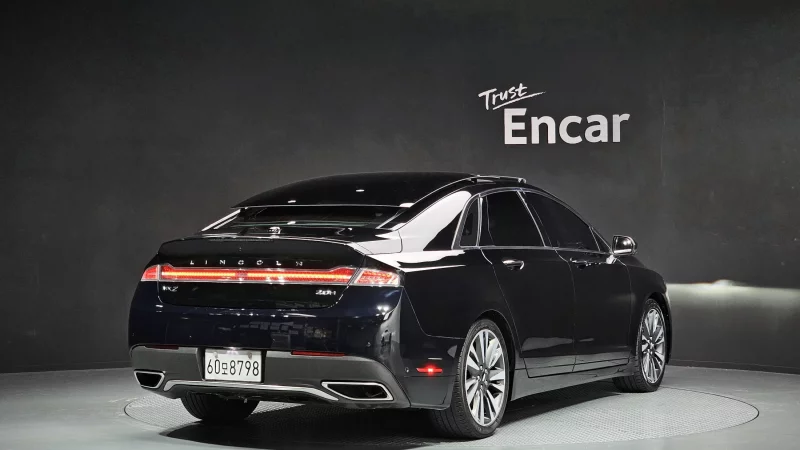 Lincoln MKZ