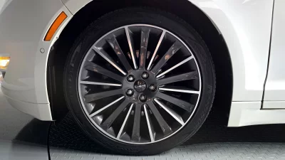 Lincoln MKZ