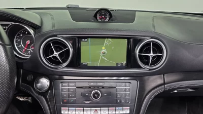 Mercedes-Benz SL-Class