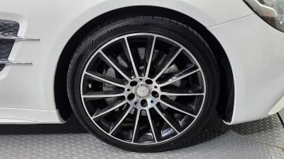 Mercedes-Benz SL-Class