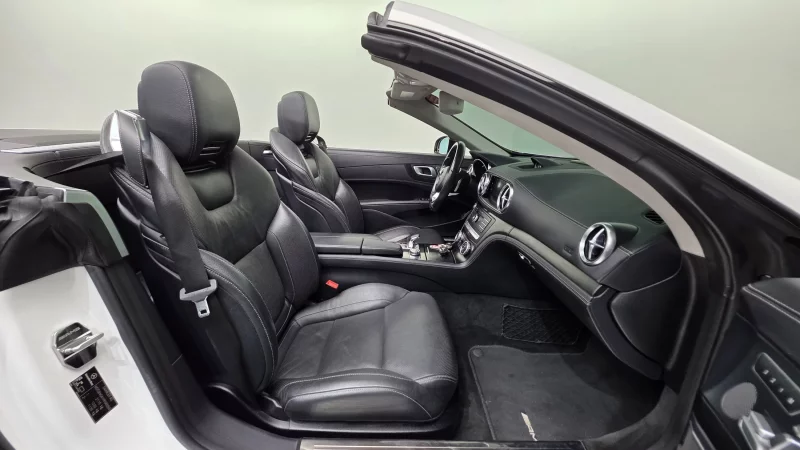 Mercedes-Benz SL-Class