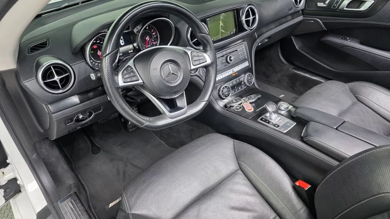 Mercedes-Benz SL-Class