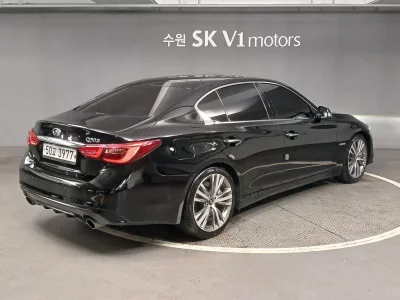 Infiniti Q50