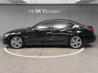 Infiniti Q50