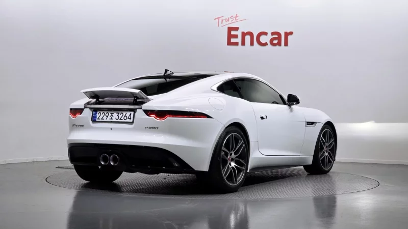 Jaguar F-TYPE