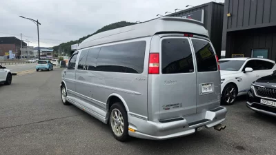 Chevrolet Express Van