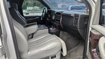 Chevrolet Express Van