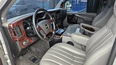 Chevrolet Express Van