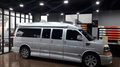 Chevrolet Express Van