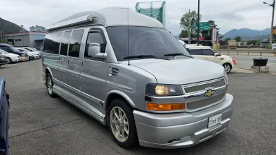 Chevrolet Express Van