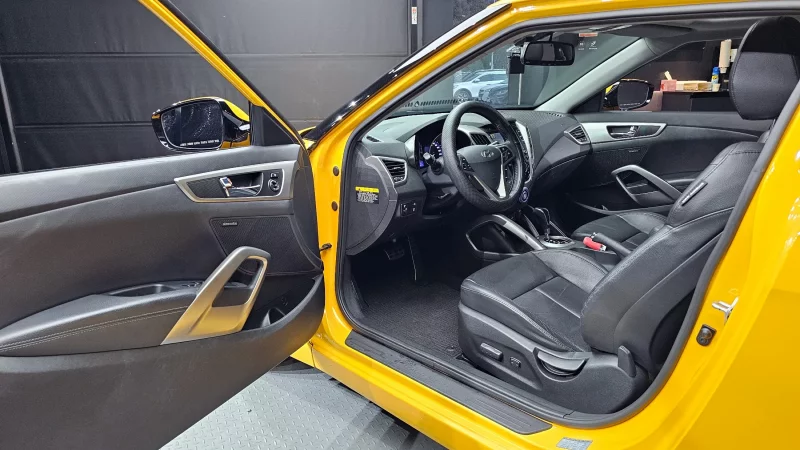 Hyundai Veloster
