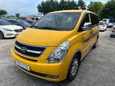 Hyundai Grand Starex