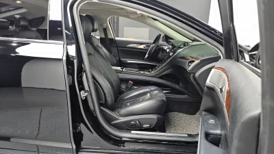 Lincoln MKZ